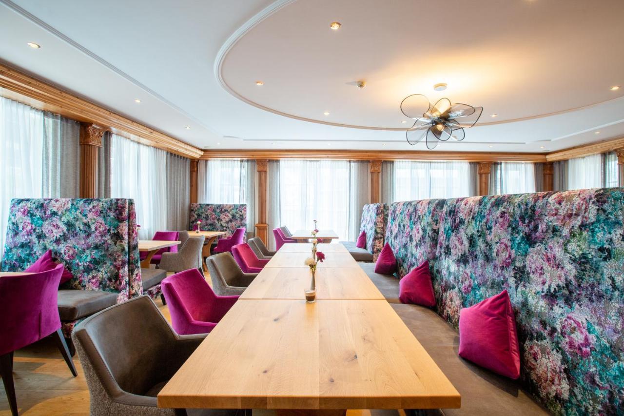 Hotel Mittagskogel Pitztal Sankt Leonhard im Pitztal Exteriör bild